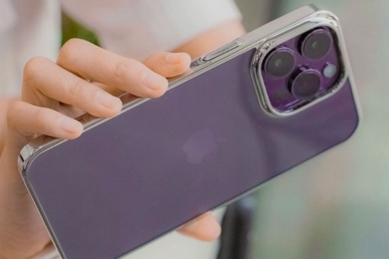 Dùng ốp lưng cho iPhone sau khi thay vỏ Dùng ốp lưng cho iPhone sau khi thay vỏ