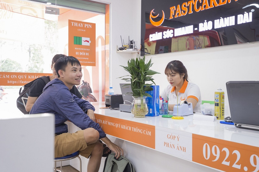 FASTCARE luôn phục vụ quý khách hàng tận tình chu đáo FASTCARE luôn phục vụ quý khách hàng tận tình chu đáo
