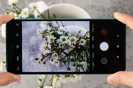 Không thể lấy nét ảnh khi camera sau Xiaomi Redmi Note 9S bị hư Không thể lấy nét ảnh khi camera sau Xiaomi Redmi Note 9S bị hư