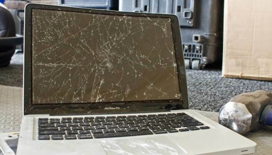 Nguyên nhân khiến Laptop bị hư