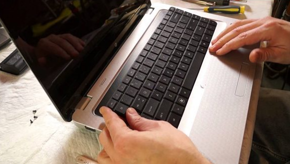 Thay bàn phím laptop HP tại Fastcare Thay bàn phím laptop HP tại Fastcare