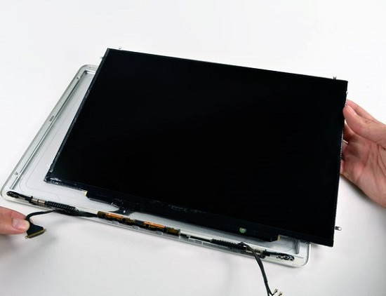 Thay màn hình MacBook chính hãng giá rẻ Thay màn hình MacBook chính hãng giá rẻ