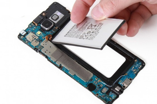 Thay pin Samsung A7