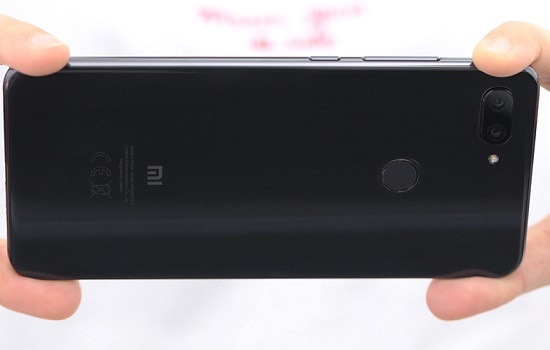Thay camera sau Xiaomi Mi 8 Lite chất lượng cao