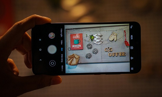 Thay camera sau Xiaomi Mi 8 Pro uy tín Thay camera sau Xiaomi Mi 8 Pro uy tín