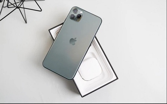 Thay mặt kính sau iPhone 11 Pro Max