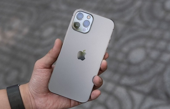 Thay mặt kính sau iPhone 12 Pro Max Thay mặt kính sau iPhone 12 Pro Max
