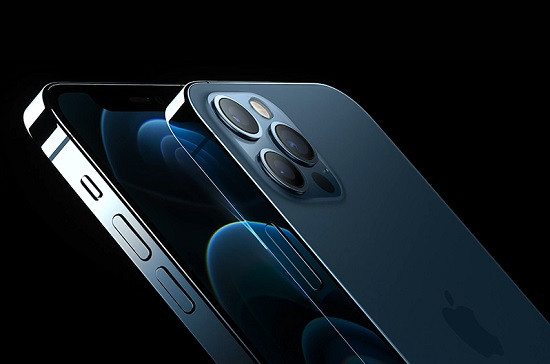 Điện thoại iPhone 12 Pro Max sạc bị nóng máy Điện thoại iPhone 12 Pro Max sạc bị nóng máy