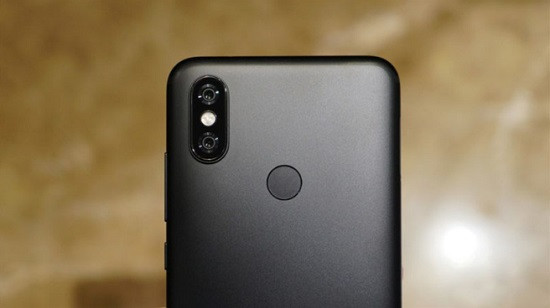 Thay camera sau Xiaomi Mi A2 giá tốt lấy ngay Thay camera sau Xiaomi Mi A2 giá tốt lấy ngay