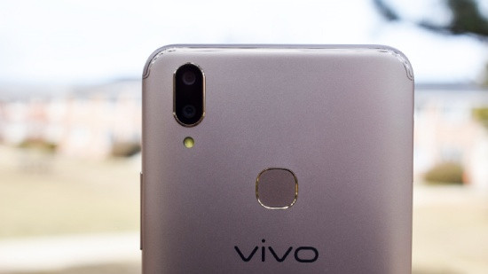 Camera sau Vivo V9 Camera sau Vivo V9