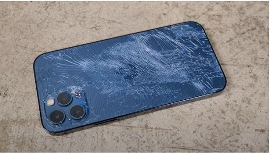 iPhone 12 Pro Max bị rơi vỡ iPhone 12 Pro Max bị rơi vỡ
