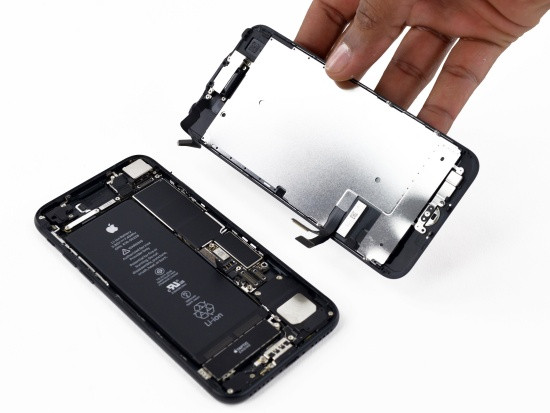 Có thể bạn sẽ phải thay màn hình mới cho iPhone Có thể bạn sẽ phải thay màn hình mới cho iPhone