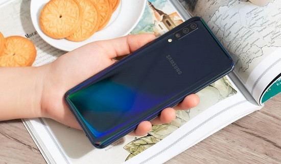 Khởi động lại Samsung A50 Khởi động lại Samsung A50
