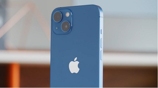 Thay camera sau iPhone 13 uy tín chuyên nghiệp Thay camera sau iPhone 13 uy tín chuyên nghiệp