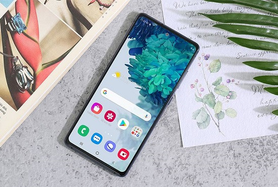 Cách kết nối không dây điện thoại Samsung với tivi và máy tính Cách kết nối không dây điện thoại Samsung với tivi và máy tính