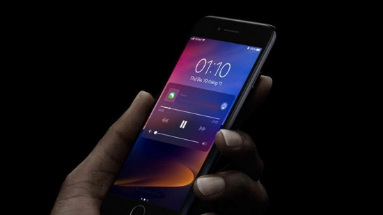 Nghe nhạc trên iPhone khi tắt màn hình