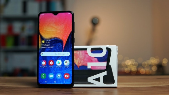 Samsung A10 có sạc nhanh không? Samsung A10 có sạc nhanh không?