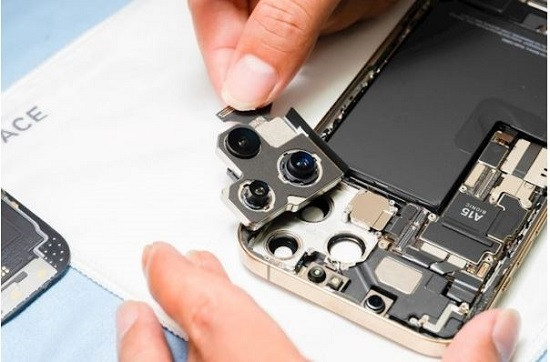 Sửa chữa camera sau iPhone 13 Pro Max