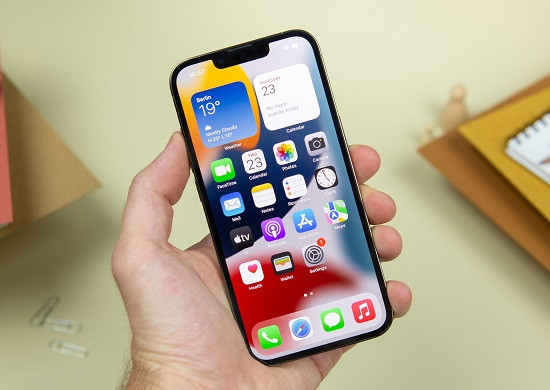 Xác định thay mặt kính hay thay màn hình iPhone 13 Pro Xác định thay mặt kính hay thay màn hình iPhone 13 Pro