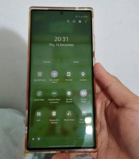 Biểu hiện Samsung Note 20 bị lỗi màn hình xanh Biểu hiện Samsung Note 20 bị lỗi màn hình xanh
