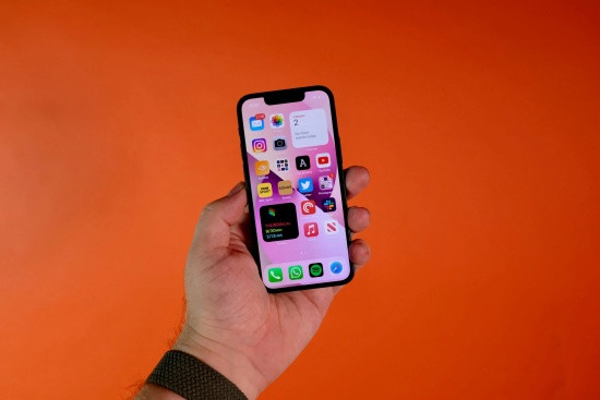 Ép cổ cáp màn hình iPhone 13 Mini Ép cổ cáp màn hình iPhone 13 Mini