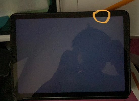 iPad Air 4 bị lỗi màn hình
