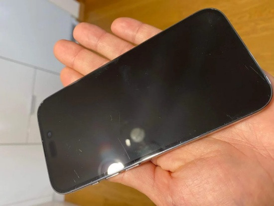 Màn hình iPhone 14 Pro Max bị đen
