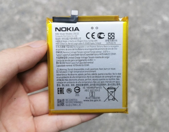 Thay pin Nokia X10