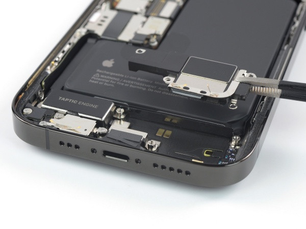 Thay loa ngoài iPhone 14 Thay loa ngoài iPhone 14