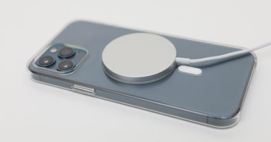 iPhone 12 Pro có hỗ trợ sạc nhanh không? iPhone 12 Pro có hỗ trợ sạc nhanh không?