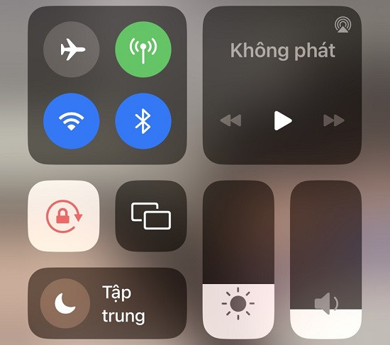 Bật các kết nối cần thiết khi sử dụng iPhone 11 Pro Max