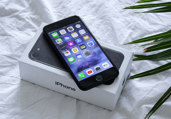 Khắc phục iPhone 7 hết pin tắt nguồn sạc không lên Khắc phục iPhone 7 hết pin tắt nguồn sạc không lên