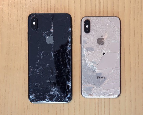 iPhone XS bị vỡ nát