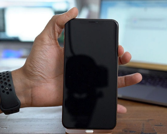 Khởi động lại iPhone XR Khởi động lại iPhone XR
