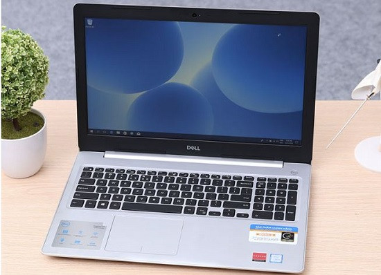 Bàn phím laptop Dell Inspiron 5570
