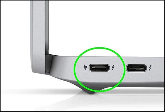 Cổng cắm sạc laptop bị hư hoặc bám bụi