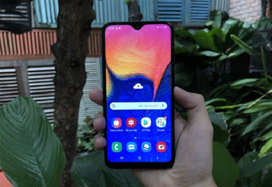 Lý do Samsung A10s bị đơ màn hình Lý do Samsung A10s bị đơ màn hình