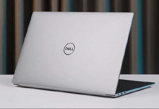 Thay bàn phím laptop Dell Precision 5560