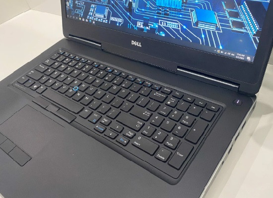 Thay bàn phím Laptop Dell Precision 7710