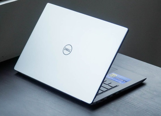 Thay màn hình laptop&nbsp;Dell Vostro 5490