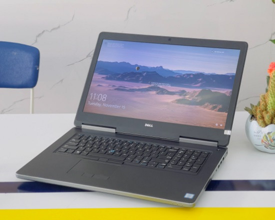 Thay pin laptop Dell Precision 7720