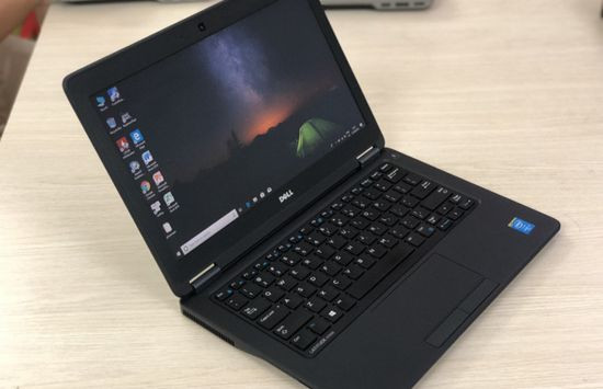 Nguyên nhân khiến màn hình laptop Dell Latitude E7250 xuống cấp