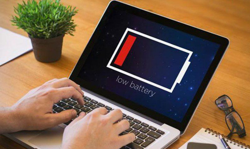 Dấu hiệu nào cho thấy cần thay pin laptop HP Omen X