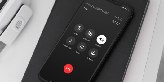 iPhone 15 Pro Max có ghi âm cuộc gọi không?