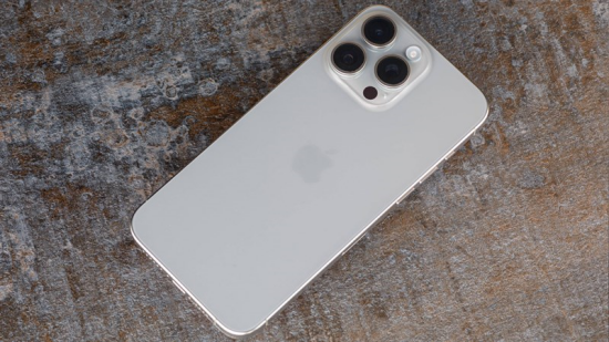 Thay vỏ iPhone 15 Pro Max chất lượng Thay vỏ iPhone 15 Pro Max chất lượng