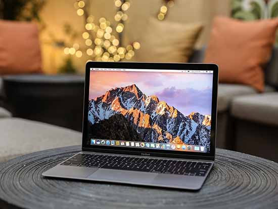 Vì sao Apple không tích hợp màn hình cảm ứng trên MacBook? Vì sao Apple không tích hợp màn hình cảm ứng trên MacBook?