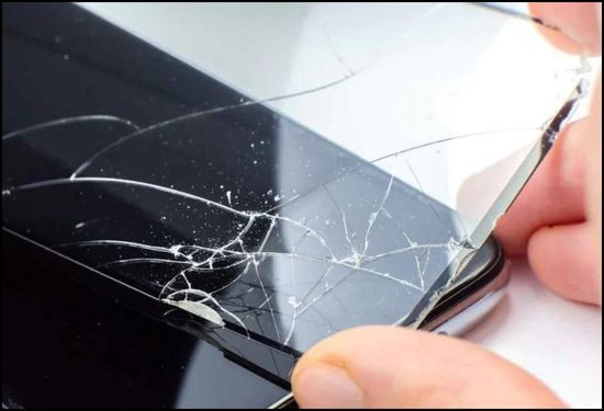 Các sự cố thay màn hình thường gặp trên iPhone