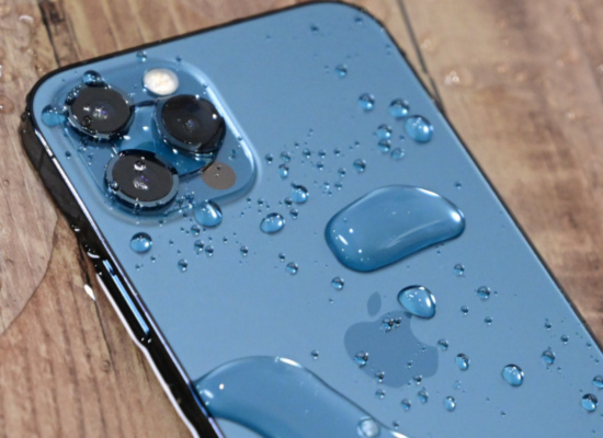 Sửa điện thoại iPhone bị ngấm nước