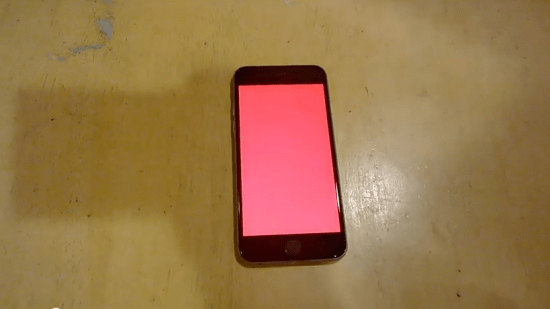 Lỗi màn hình đỏ trên iPhone 6