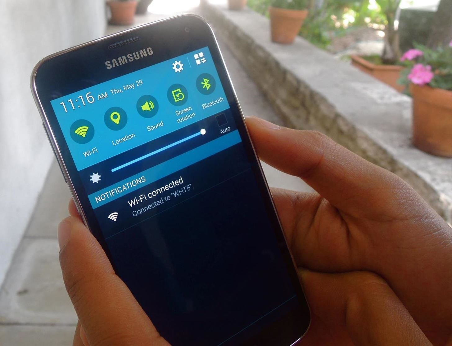 Телефон самсунг тормозит что делать. Samsung Galaxy GPS. Samsung Galaxy s5 Mini incoming Call. Фото сделаны на самсунг галакси с 5. Самсунга нету в наличий.
